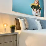 Beeapartments Апарт-готель 3*