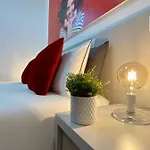 Beeapartments Апарт-отель Бари