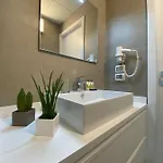 Апарт-готель Beeapartments