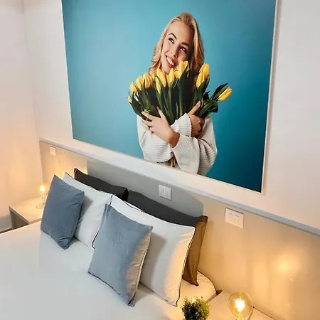 Beeapartments מלון דירות 4*