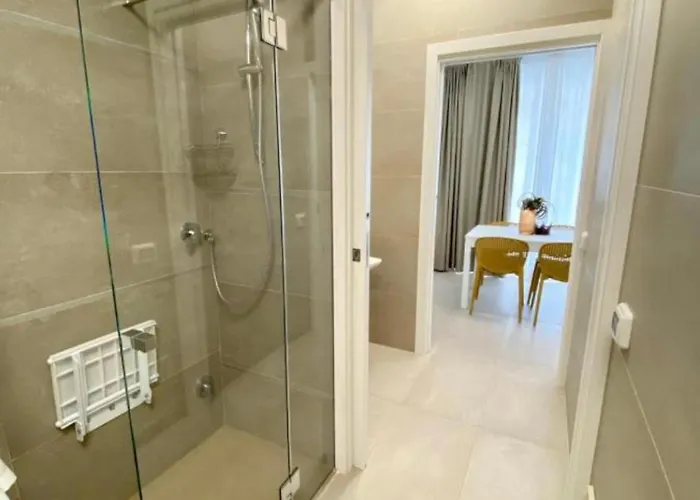 Beeapartments Aparthotel 4*